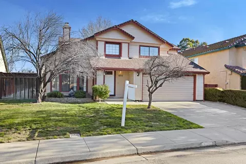 670 Fawn Glen Dr, Tracy, CA 95376
