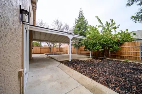 Exterior - 1859 Rogina Ct, Merced, CA 95341 photo 7 of 8