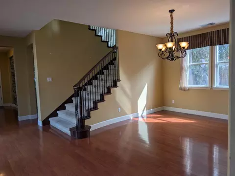 Living - 1742 Schantz Way, Tracy, CA 95376 photo 2 of 3