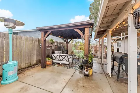 4515 Meadow Way, Olivehurst, CA 95961 photo 16