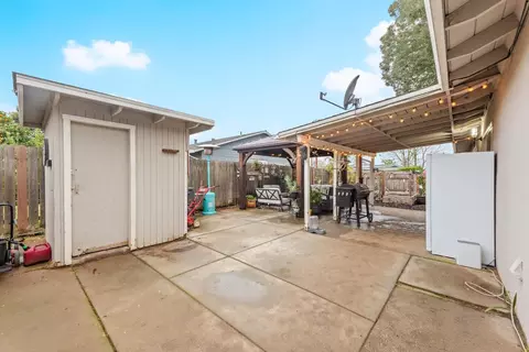 4515 Meadow Way, Olivehurst, CA 95961 photo 14