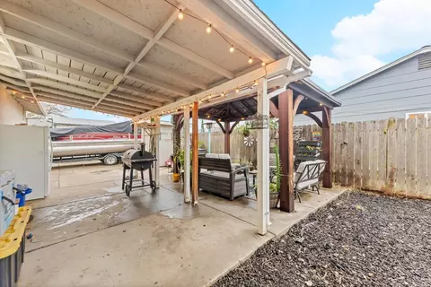 4515 Meadow Way, Olivehurst, CA 95961 photo 17
