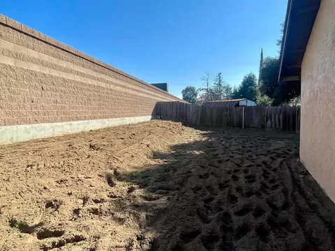 Exterior - 747 Ward Way, Manteca, CA 95336 photo 9 of 11