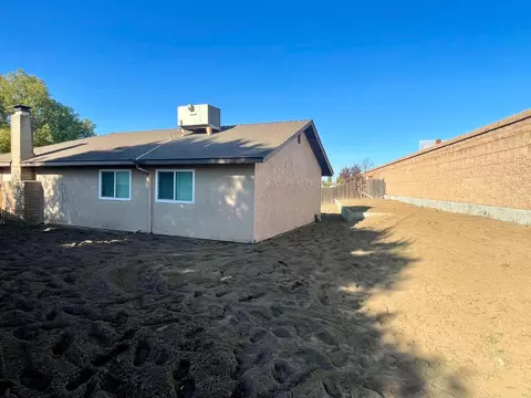 Exterior - 747 Ward Way, Manteca, CA 95336 photo 11 of 11