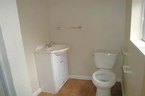 115 W 8th St, Tracy, CA 95376 photo 7