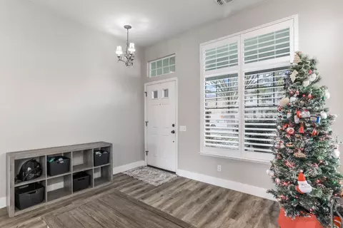 Entry Way - 1504 Inspiration Ct, Modesto, CA 95357 photo 1 of 1