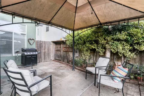Exterior - 1504 Inspiration Ct, Modesto, CA 95357 photo 5 of 8