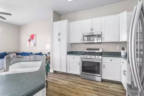 Kitchen - 1504 Inspiration Ct, Modesto, CA 95357 photo 4 of 4
