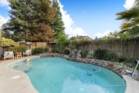 Exterior - 1504 Inspiration Ct, Modesto, CA 95357 photo 8 of 8