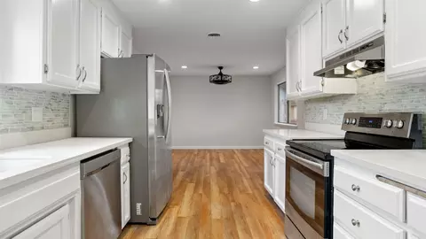 113 Almeria, Winters, CA 95694 photo 4