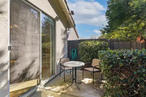 3906 Vistosa Ct, Davis, CA 95618 photo 46