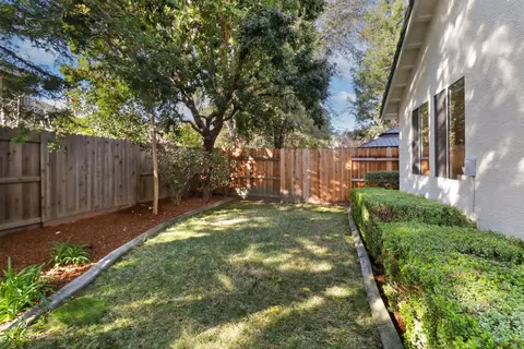 3906 Vistosa Ct, Davis, CA 95618 photo 48