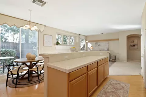 3906 Vistosa Ct, Davis, CA 95618 photo 18
