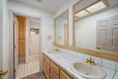 Bath - 3026 Talking Mountain Trl, Cool, CA 95614 photo 1 of 2