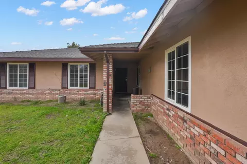 1604 Clevenger Dr, Modesto, CA 95356 photo 3