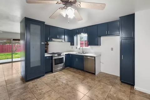 1604 Clevenger Dr, Modesto, CA 95356 photo 8