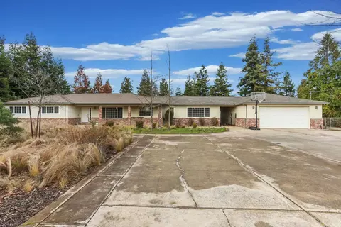 Exterior - 17383 E Front St, Linden, CA 95236 photo 6 of 6