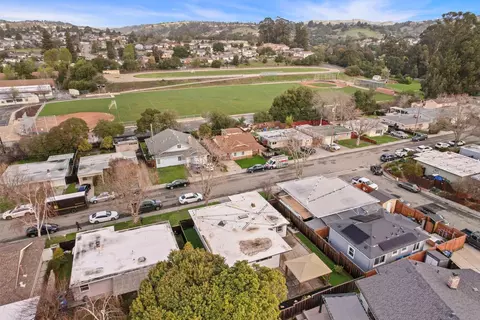 View/Area - 4387 Gem Ave, Castro Valley, CA 94546 photo 3 of 5