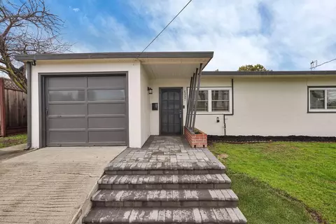 Exterior - 4387 Gem Ave, Castro Valley, CA 94546 photo 4 of 12