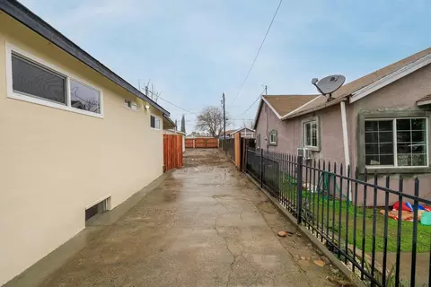 427 Empire Ave, Modesto, CA 95354 photo 15