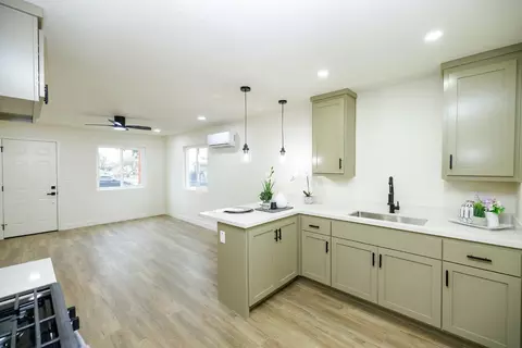 427 Empire Ave, Modesto, CA 95354 photo 9