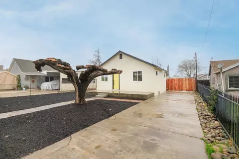 427 Empire Ave, Modesto, CA 95354 photo 2