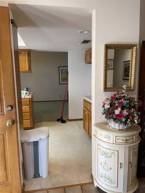 19804 Paso Robles Ave, Redding, CA 96003 photo 11