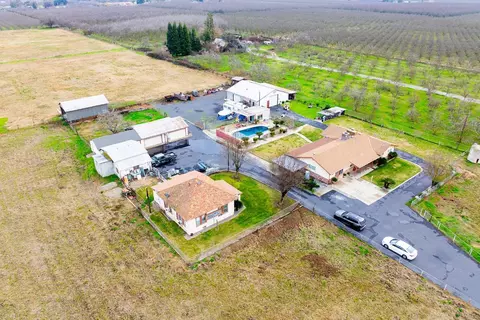 View/Area - 4460 Mountain View Rd, Hughson, CA 95326 photo 5 of 14
