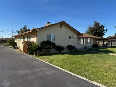 Exterior - 4460 Mountain View Rd, Hughson, CA 95326 photo 5 of 16