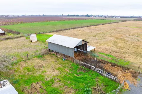 View/Area - 4460 Mountain View Rd, Hughson, CA 95326 photo 13 of 14