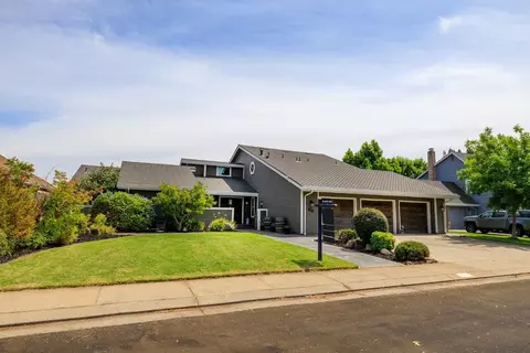 Exterior - 910 Laver Ct, Lodi, CA 95242 photo 3 of 16