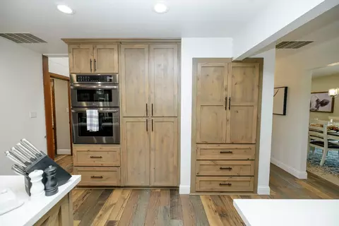Kitchen - 910 Laver Ct, Lodi, CA 95242 photo 10 of 10