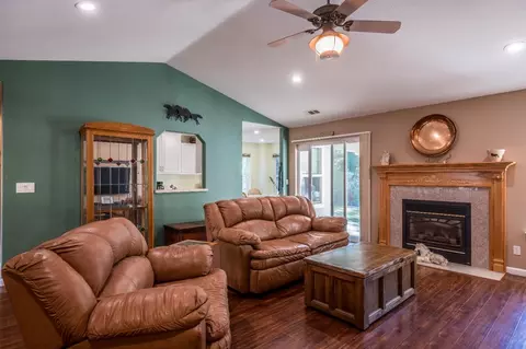 2800 Clipper Ct, Cool, CA 95614 photo 3