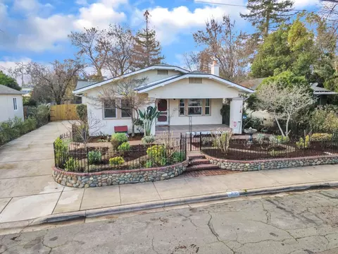 218 Nevada Ave, Roseville, CA 95678