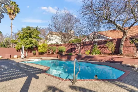 Exterior - 169 Baurer Cir, Folsom, CA 95630 photo 6 of 12