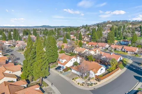 View/Area - 169 Baurer Cir, Folsom, CA 95630 photo 1 of 9