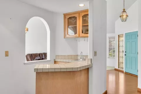 Entry Way - 169 Baurer Cir, Folsom, CA 95630 photo 6 of 9