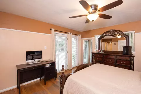 Bedroom - 1401 Locke Rd, Modesto, CA 95355 photo 3 of 6