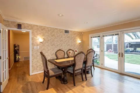 Dining - 1401 Locke Rd, Modesto, CA 95355 photo 2 of 2