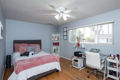 Bedroom - 1401 Locke Rd, Modesto, CA 95355 photo 6 of 6
