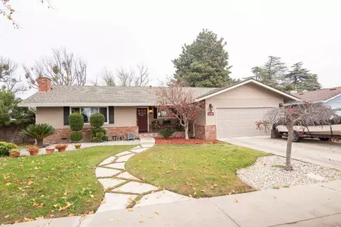 Exterior - 1401 Locke Rd, Modesto, CA 95355 photo 1 of 8