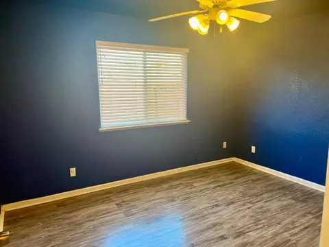 311 Eagleglen Ave, Turlock, CA 95380 photo 10