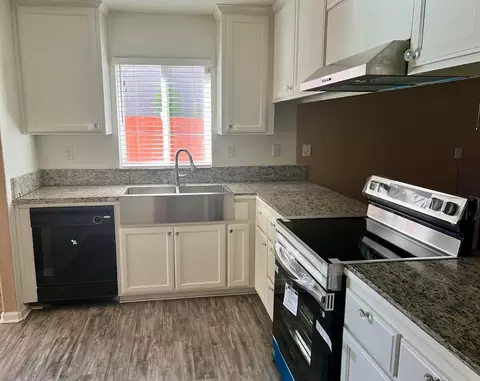 311 Eagleglen Ave, Turlock, CA 95380 photo 4