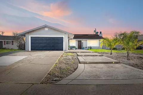 6106 San Bristol Ct, Sacramento, CA 95823