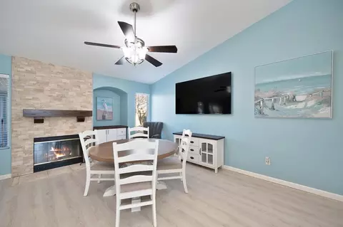 Dining - 809 Griffith Way, Wheatland, CA 95692 photo 2 of 2