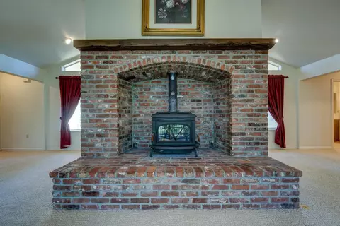 18500 Pine Tree Way, Mountain Ranch, CA 95246 photo 9