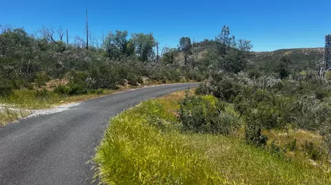 6360 Eagleview Dr, Mountain Ranch, CA 95255 photo 2