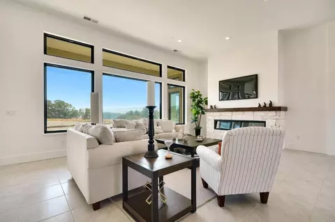 Living - 111 Quail Covey Ct, Copperopolis, CA 95228 photo 5 of 8