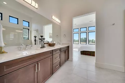 Bath - 111 Quail Covey Ct, Copperopolis, CA 95228 photo 4 of 6