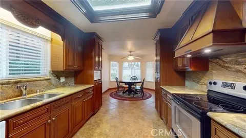 2524 Meadowrest Way, Madera, CA 93637 photo 11